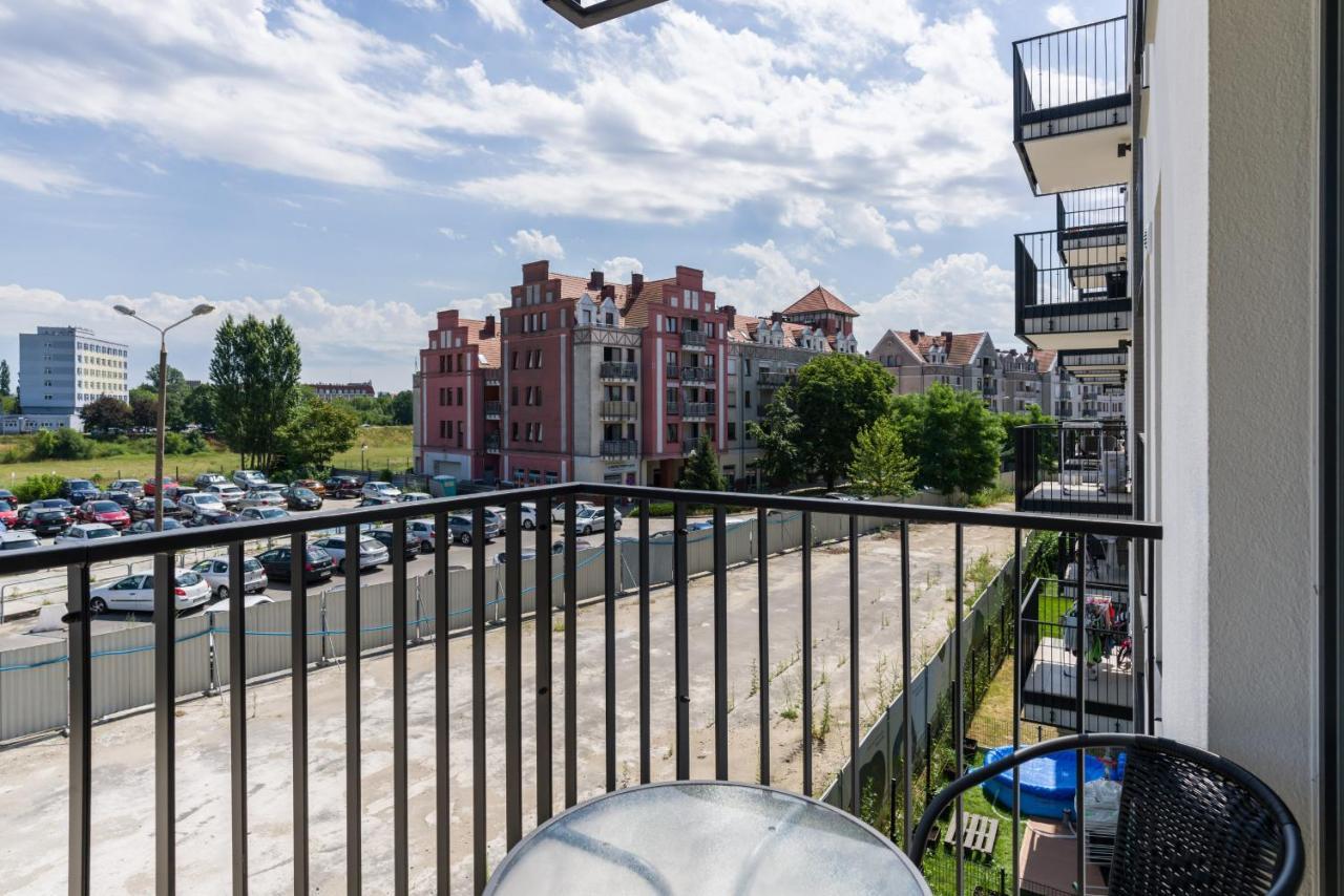 Esencja Apartments With Free Parking Garbary 104 By Noclegi Renters Poznan Exterior photo
