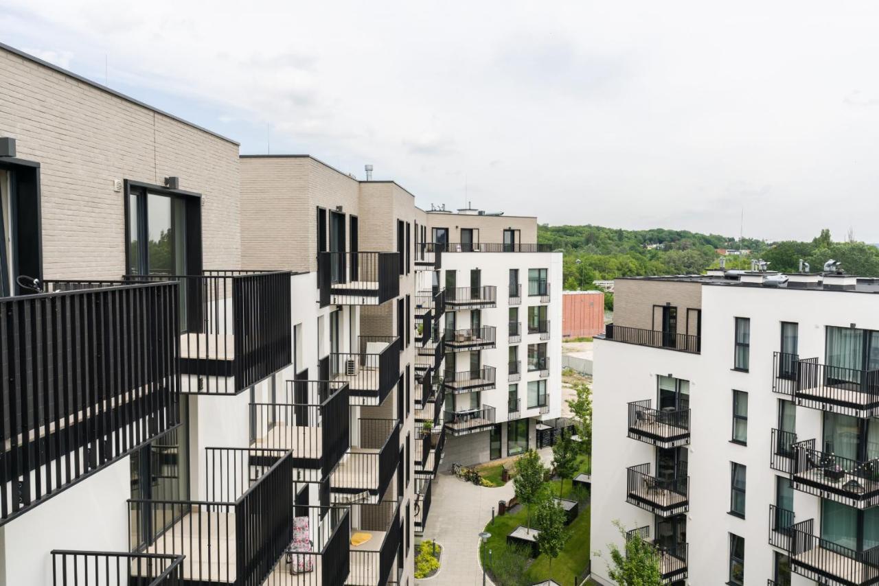 Esencja Apartments With Free Parking Garbary 104 By Noclegi Renters Poznan Exterior photo