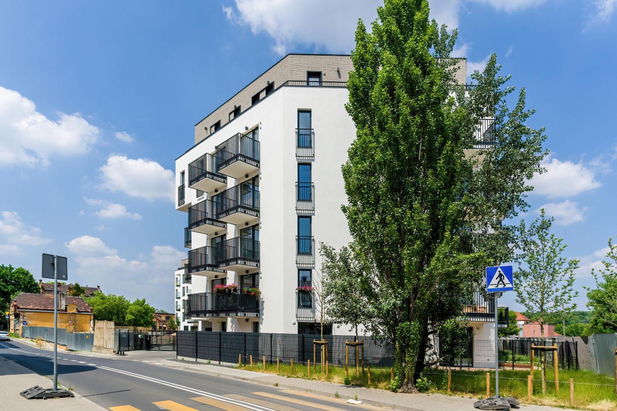 Esencja Apartments With Free Parking Garbary 104 By Noclegi Renters Poznan Exterior photo